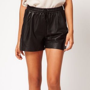 Vero Moda leather shorts sz 36/S